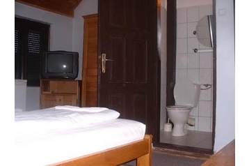 Pensión Sighetu Marmaţiei 3